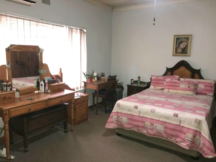 4 Bedroom Property for Sale in Oranjesig Free State